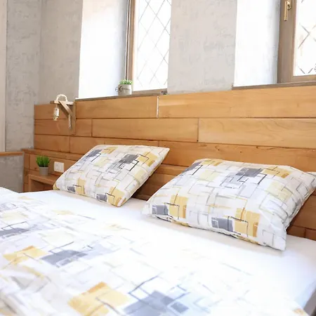 Simple * 塞拉耶佛